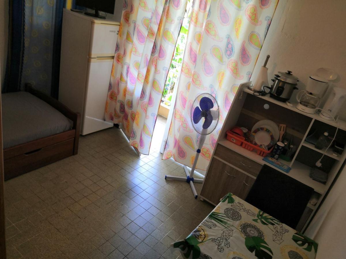 サン＝ドニLocatrioletアパートメント エクステリア 写真